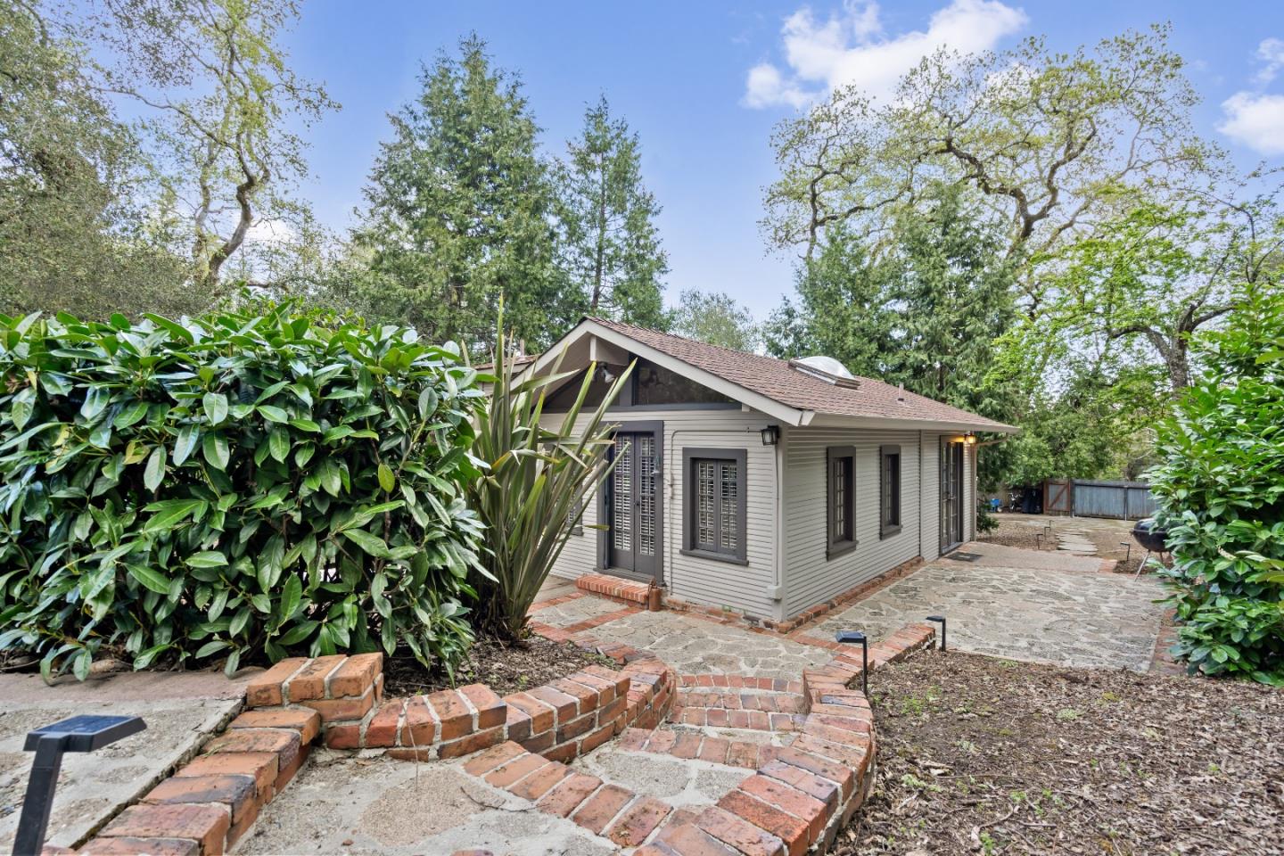 Detail Gallery Image 22 of 31 For 1477 Portola Rd, Woodside,  CA 94062 - 4 Beds | 4 Baths