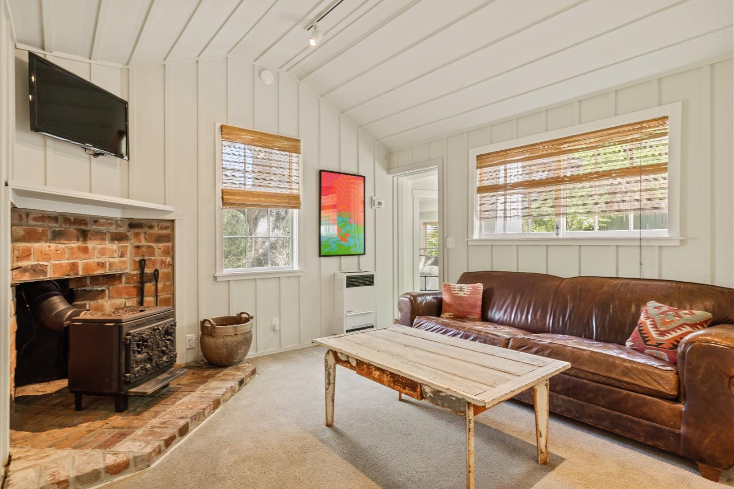 Detail Gallery Image 23 of 31 For 1477 Portola Rd, Woodside,  CA 94062 - 4 Beds | 4 Baths