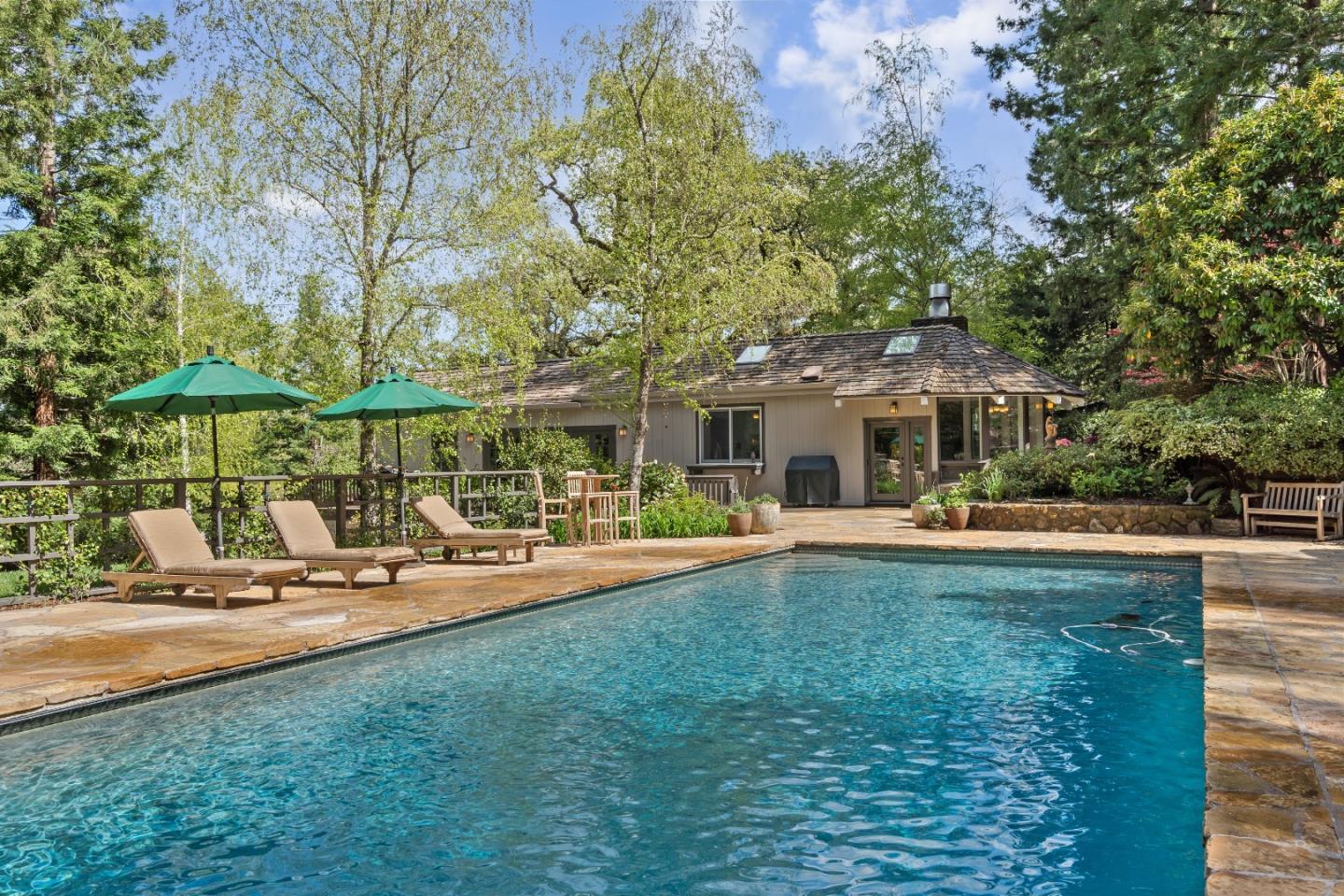Detail Gallery Image 25 of 31 For 1477 Portola Rd, Woodside,  CA 94062 - 4 Beds | 4 Baths