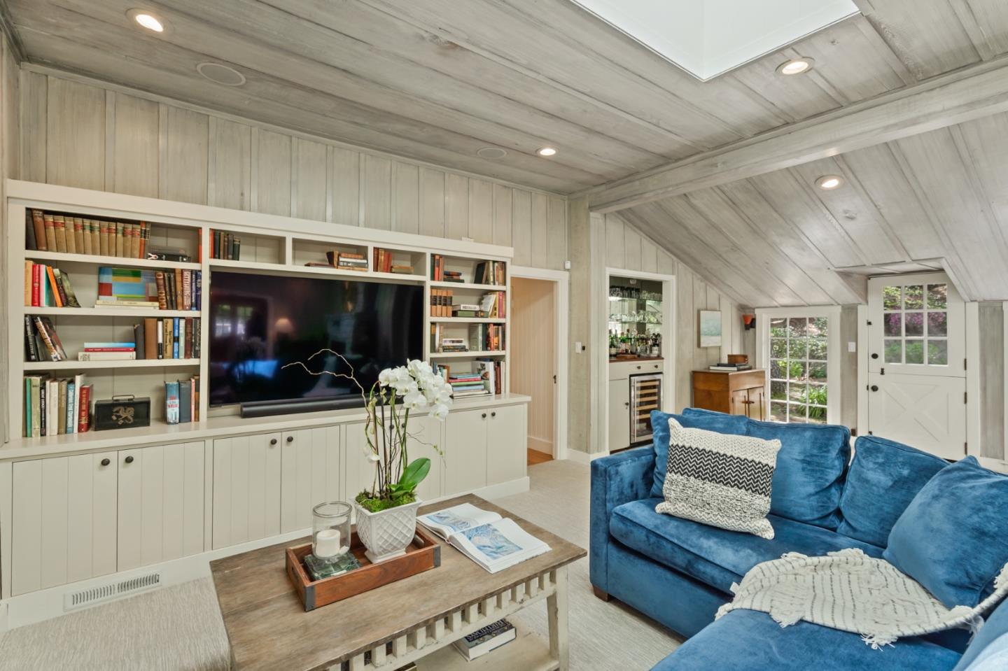 Detail Gallery Image 6 of 31 For 1477 Portola Rd, Woodside,  CA 94062 - 4 Beds | 4 Baths