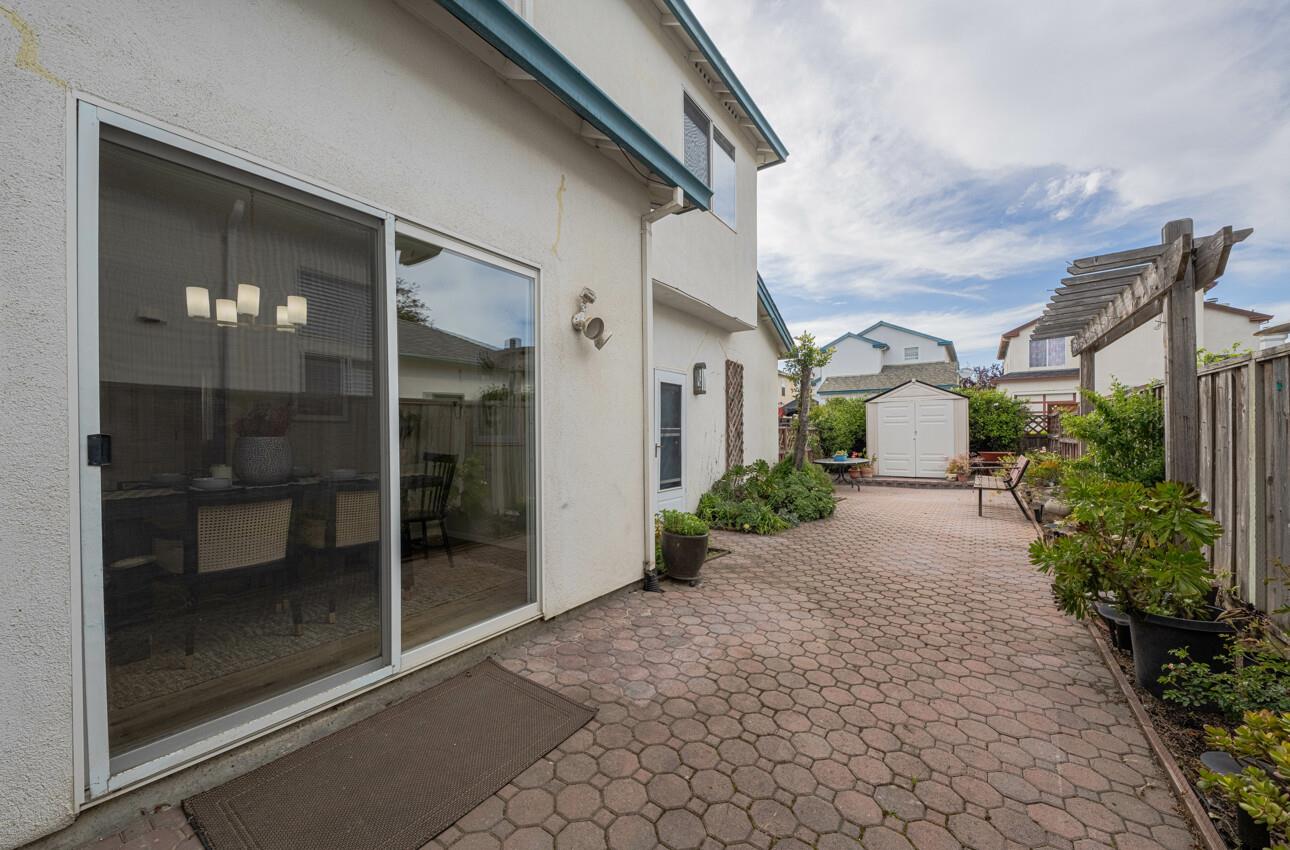Detail Gallery Image 10 of 31 For 1641 Beacon Hill Dr, Salinas,  CA 93906 - 3 Beds | 2/1 Baths