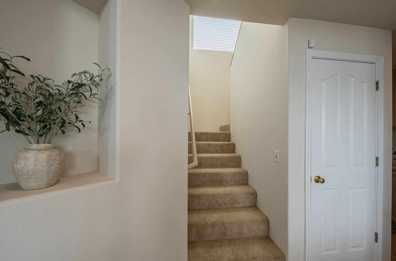 Detail Gallery Image 17 of 31 For 1641 Beacon Hill Dr, Salinas,  CA 93906 - 3 Beds | 2/1 Baths