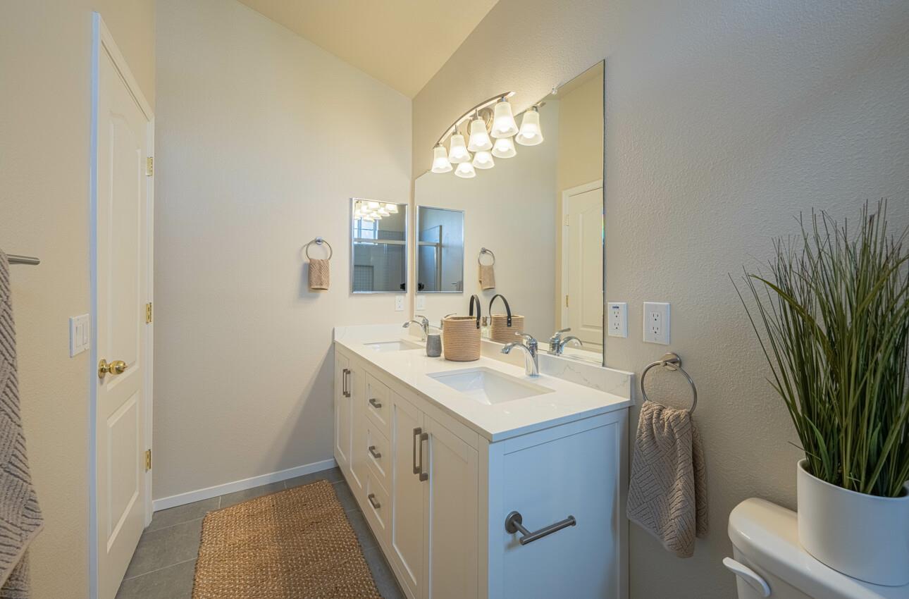 Detail Gallery Image 22 of 31 For 1641 Beacon Hill Dr, Salinas,  CA 93906 - 3 Beds | 2/1 Baths