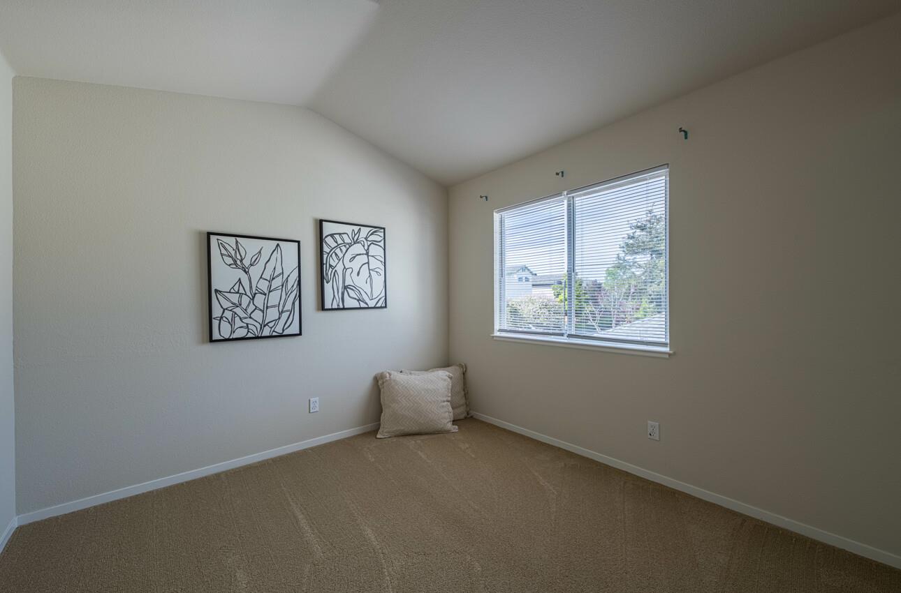 Detail Gallery Image 27 of 31 For 1641 Beacon Hill Dr, Salinas,  CA 93906 - 3 Beds | 2/1 Baths