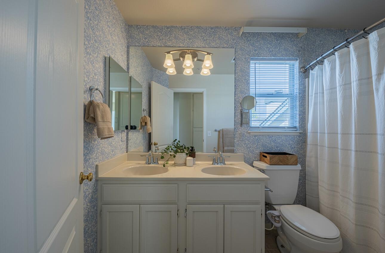 Detail Gallery Image 29 of 31 For 1641 Beacon Hill Dr, Salinas,  CA 93906 - 3 Beds | 2/1 Baths