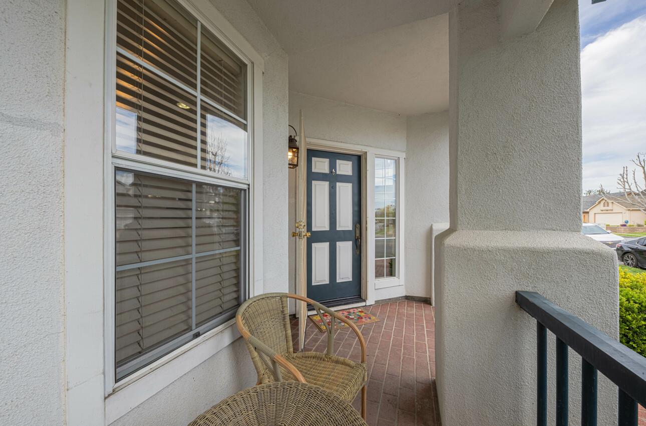 Detail Gallery Image 3 of 31 For 1641 Beacon Hill Dr, Salinas,  CA 93906 - 3 Beds | 2/1 Baths