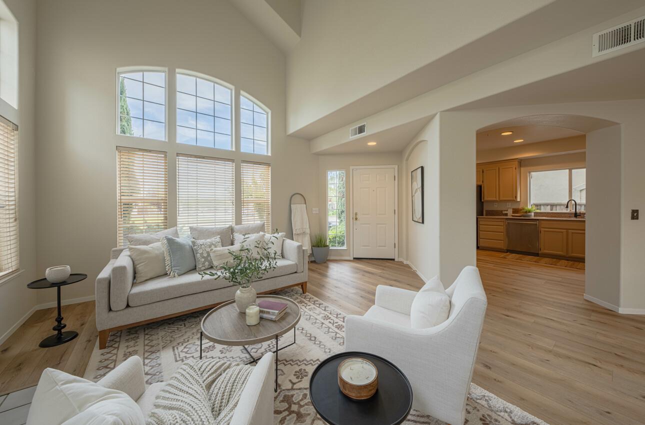 Detail Gallery Image 7 of 31 For 1641 Beacon Hill Dr, Salinas,  CA 93906 - 3 Beds | 2/1 Baths