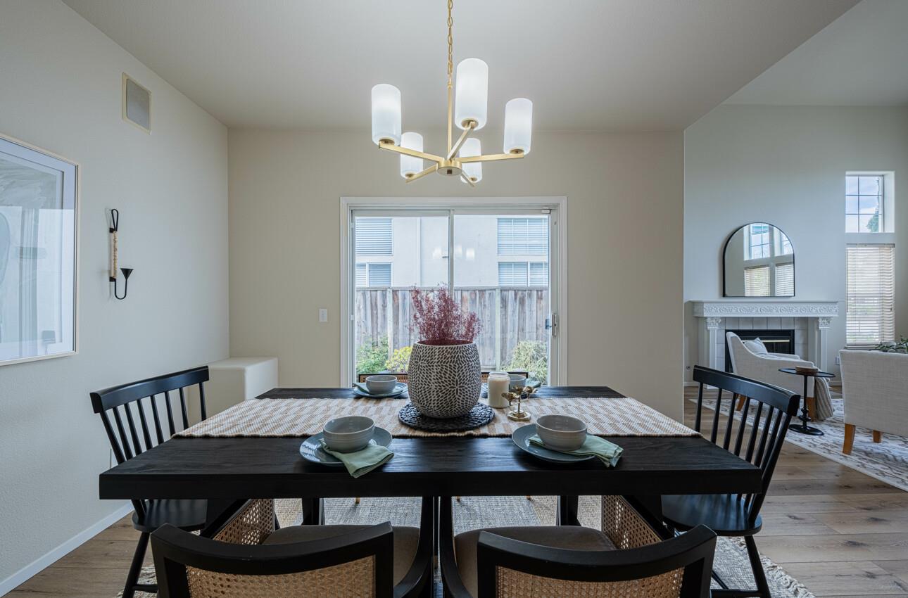Detail Gallery Image 8 of 31 For 1641 Beacon Hill Dr, Salinas,  CA 93906 - 3 Beds | 2/1 Baths
