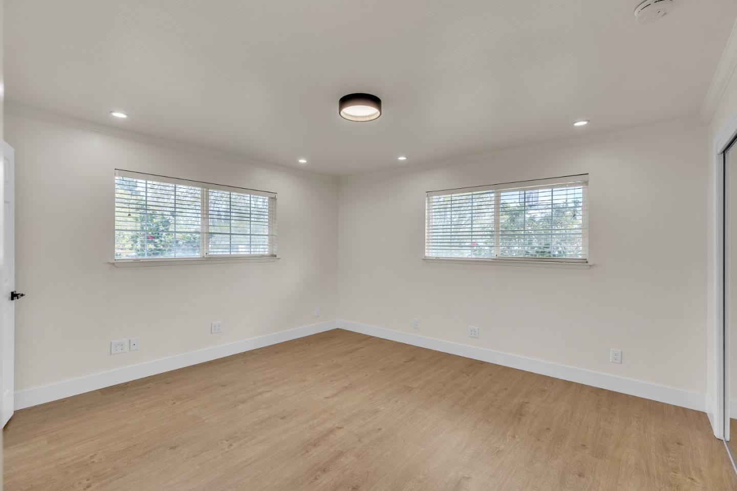 Detail Gallery Image 10 of 15 For 6026 Ranger Way, Carmichael,  CA 95608 - 3 Beds | 3 Baths