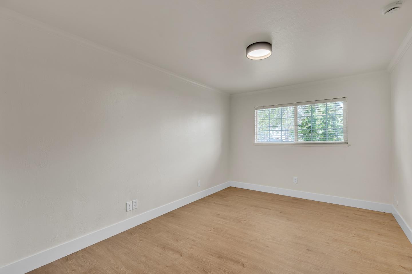 Detail Gallery Image 12 of 15 For 6026 Ranger Way, Carmichael,  CA 95608 - 3 Beds | 3 Baths