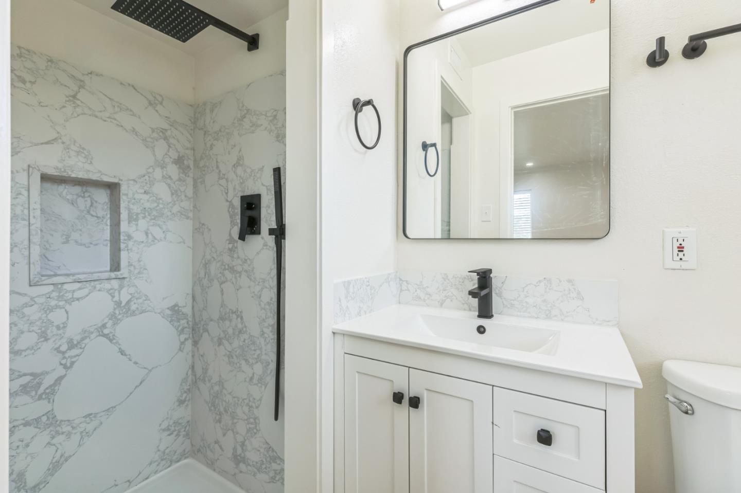Detail Gallery Image 14 of 15 For 6026 Ranger Way, Carmichael,  CA 95608 - 3 Beds | 3 Baths