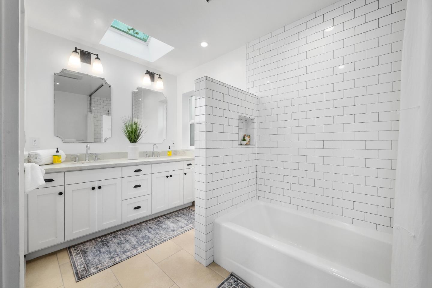 Detail Gallery Image 18 of 43 For 900 35th Ave, Santa Cruz,  CA 95062 - 3 Beds | 1/1 Baths