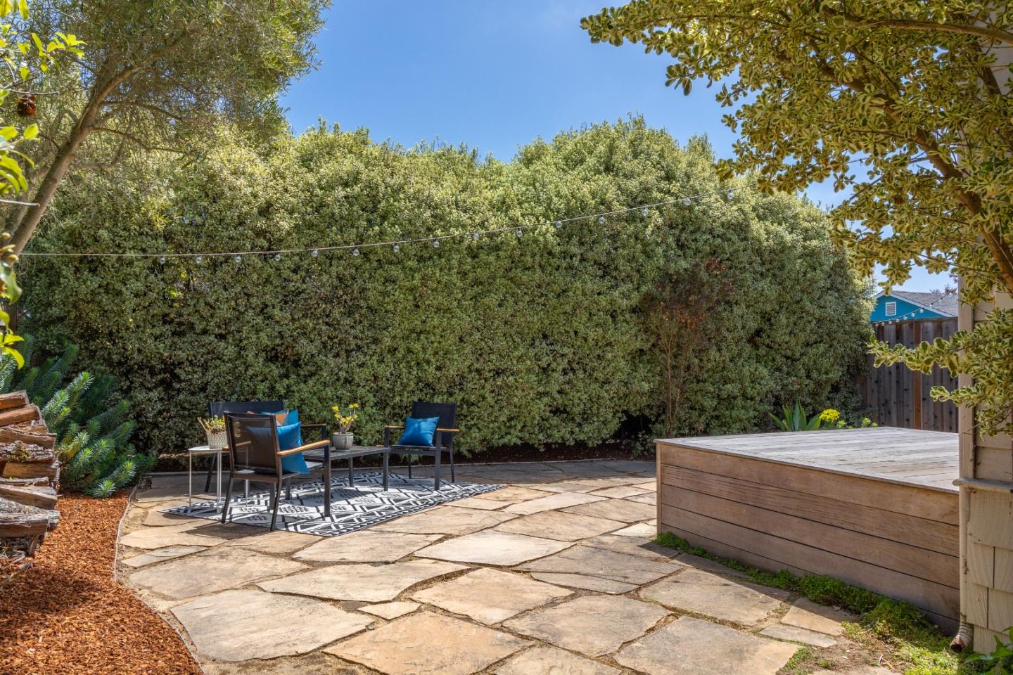 Detail Gallery Image 34 of 43 For 900 35th Ave, Santa Cruz,  CA 95062 - 3 Beds | 1/1 Baths