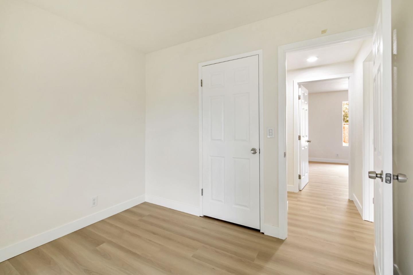 Detail Gallery Image 25 of 28 For 933 Faris Dr, San Jose,  CA 95111 - 3 Beds | 2 Baths