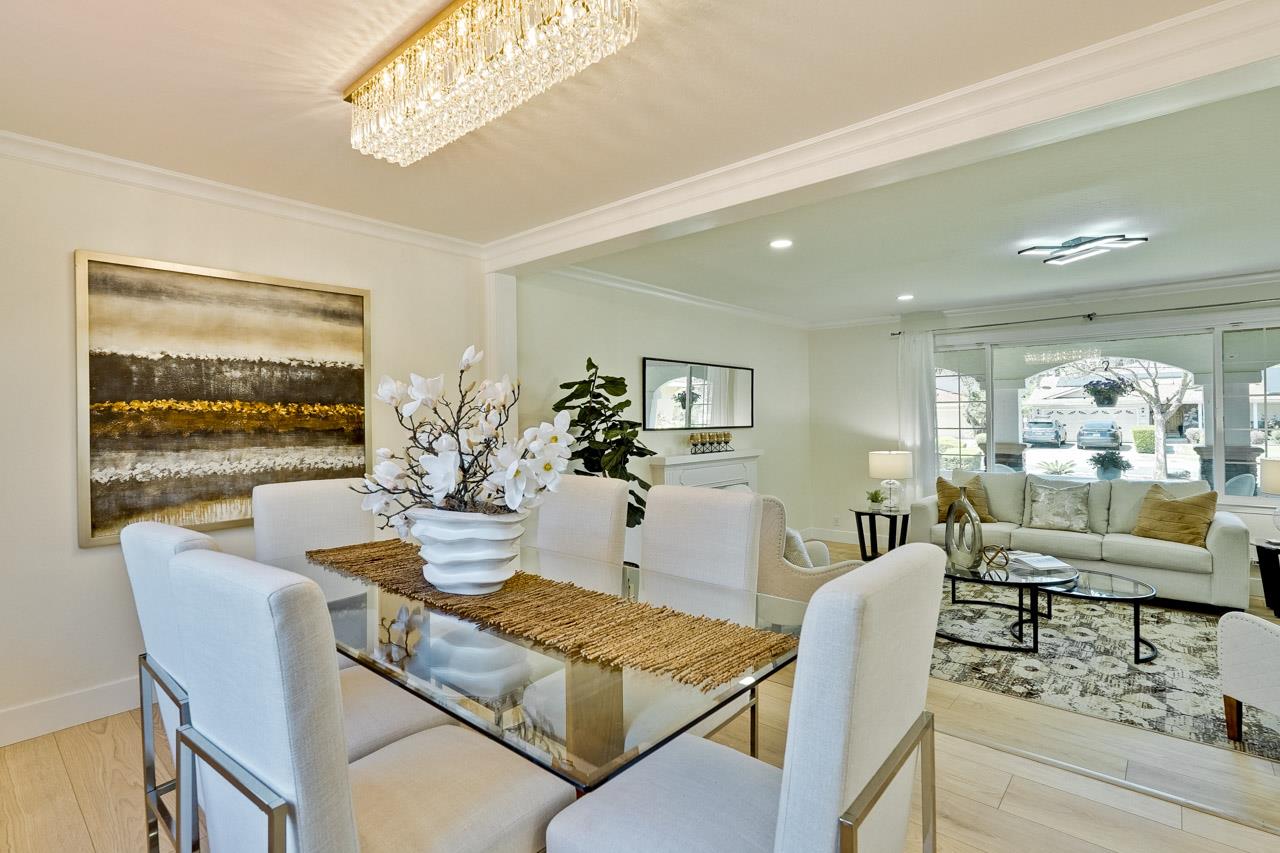 Detail Gallery Image 11 of 58 For 1464 Jamestown Dr, Cupertino,  CA 95014 - 6 Beds | 3 Baths
