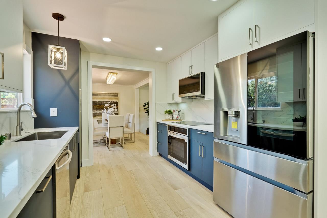 Detail Gallery Image 16 of 58 For 1464 Jamestown Dr, Cupertino,  CA 95014 - 6 Beds | 3 Baths
