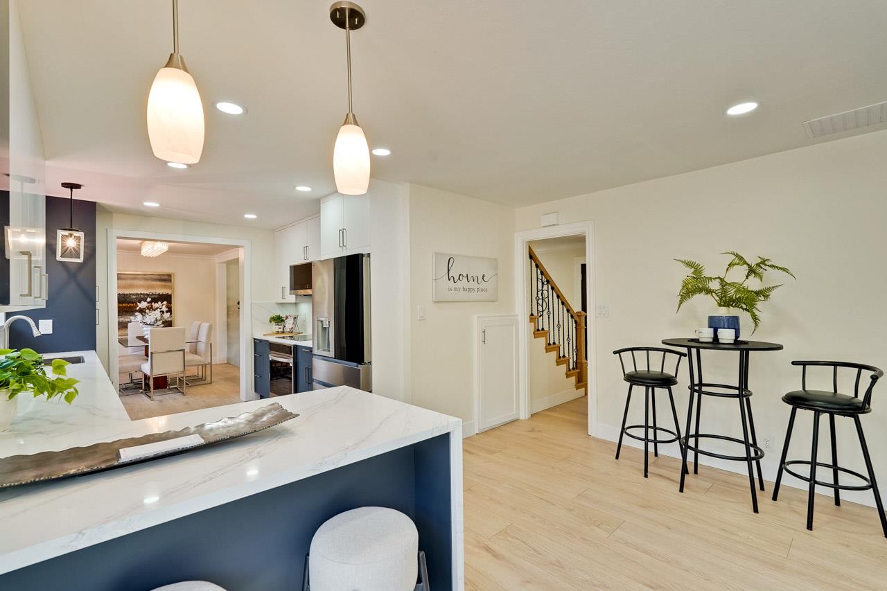Detail Gallery Image 20 of 58 For 1464 Jamestown Dr, Cupertino,  CA 95014 - 6 Beds | 3 Baths