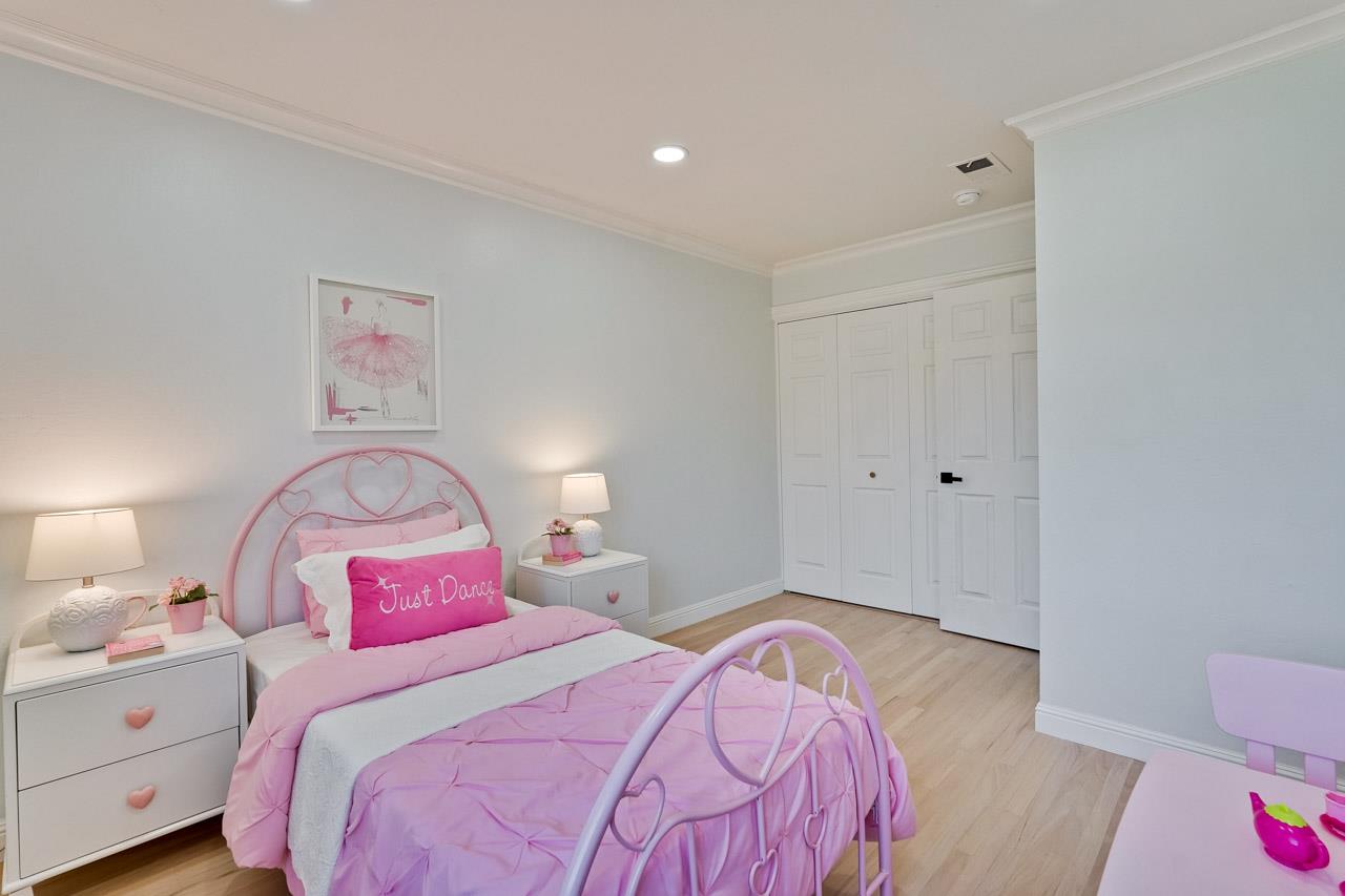 Detail Gallery Image 36 of 58 For 1464 Jamestown Dr, Cupertino,  CA 95014 - 6 Beds | 3 Baths
