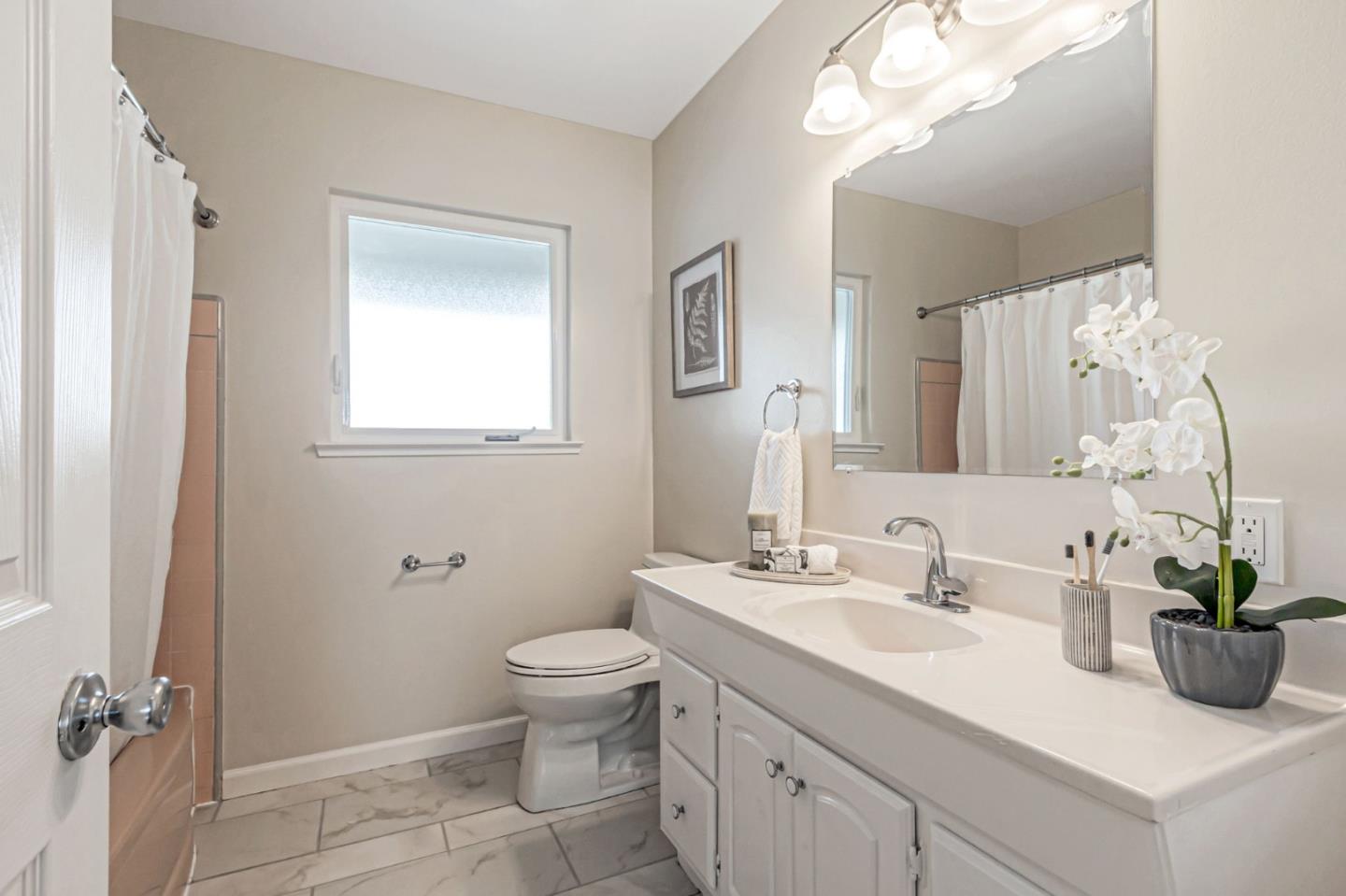 Detail Gallery Image 18 of 42 For 730 Live Oak Way, San Jose,  CA 95129 - 3 Beds | 2 Baths