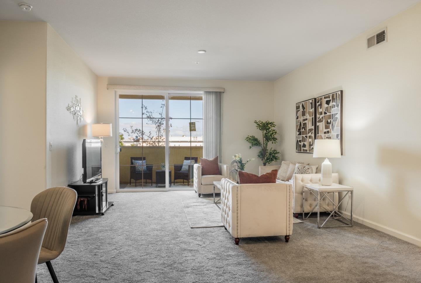 Detail Gallery Image 2 of 26 For 700 S Abel St #204,  Milpitas,  CA 95035 - 2 Beds | 2 Baths