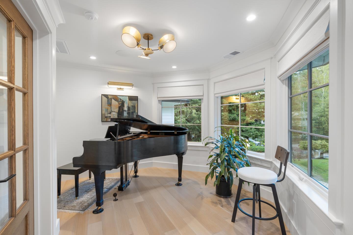 Detail Gallery Image 19 of 32 For 11991 Murietta Ln, Los Altos Hills,  CA 94022 - 5 Beds | 5/1 Baths
