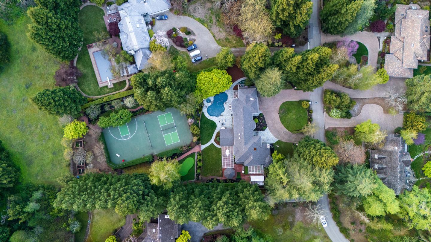 Detail Gallery Image 32 of 32 For 11991 Murietta Ln, Los Altos Hills,  CA 94022 - 5 Beds | 5/1 Baths