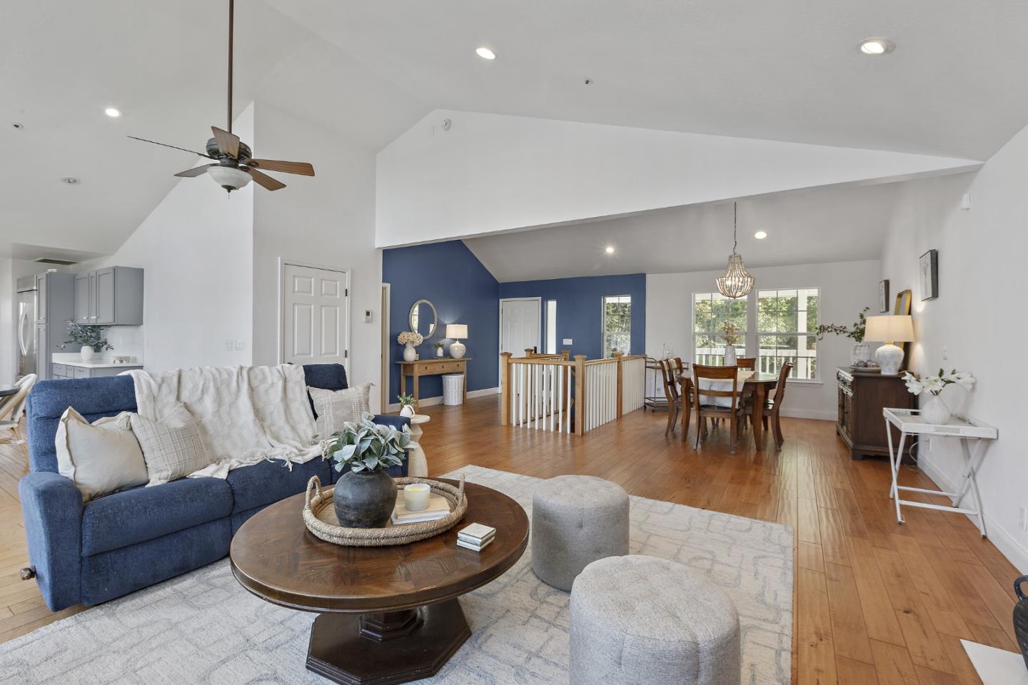 Detail Gallery Image 12 of 68 For 24865 Skyland Rd, Los Gatos,  CA 95033 - 4 Beds | 3 Baths