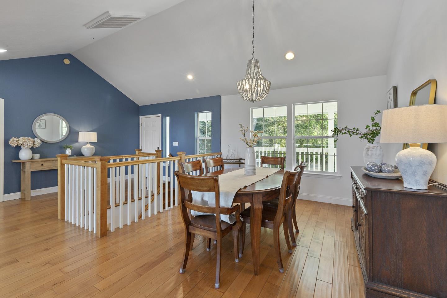 Detail Gallery Image 13 of 68 For 24865 Skyland Rd, Los Gatos,  CA 95033 - 4 Beds | 3 Baths