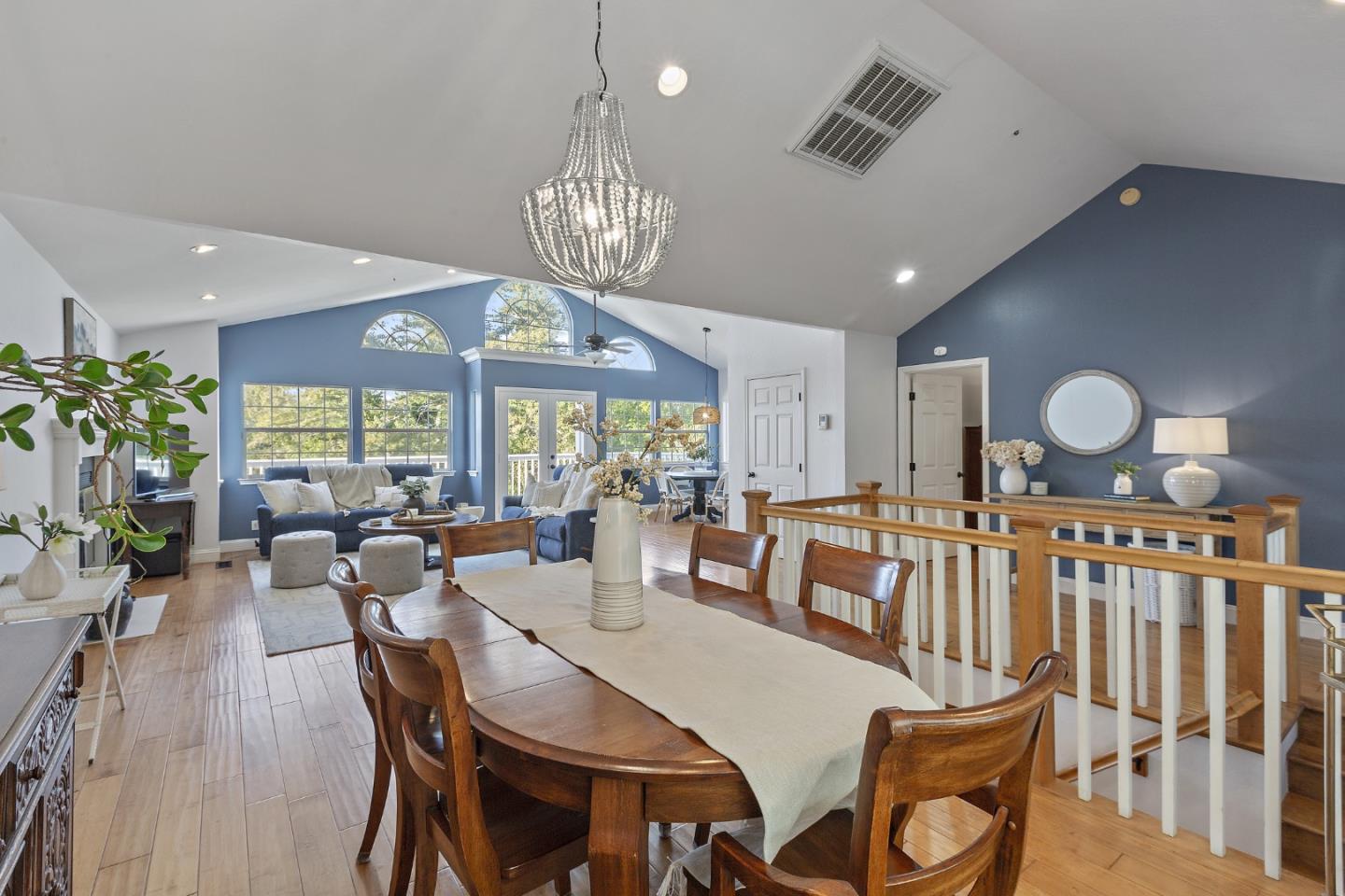 Detail Gallery Image 16 of 68 For 24865 Skyland Rd, Los Gatos,  CA 95033 - 4 Beds | 3 Baths