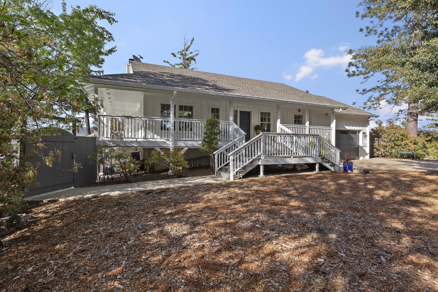 Detail Gallery Image 3 of 68 For 24865 Skyland Rd, Los Gatos,  CA 95033 - 4 Beds | 3 Baths