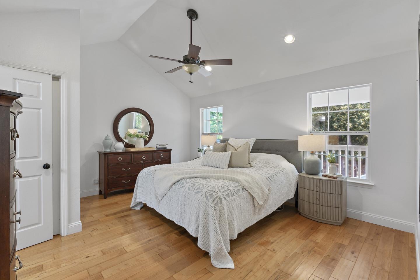 Detail Gallery Image 31 of 68 For 24865 Skyland Rd, Los Gatos,  CA 95033 - 4 Beds | 3 Baths