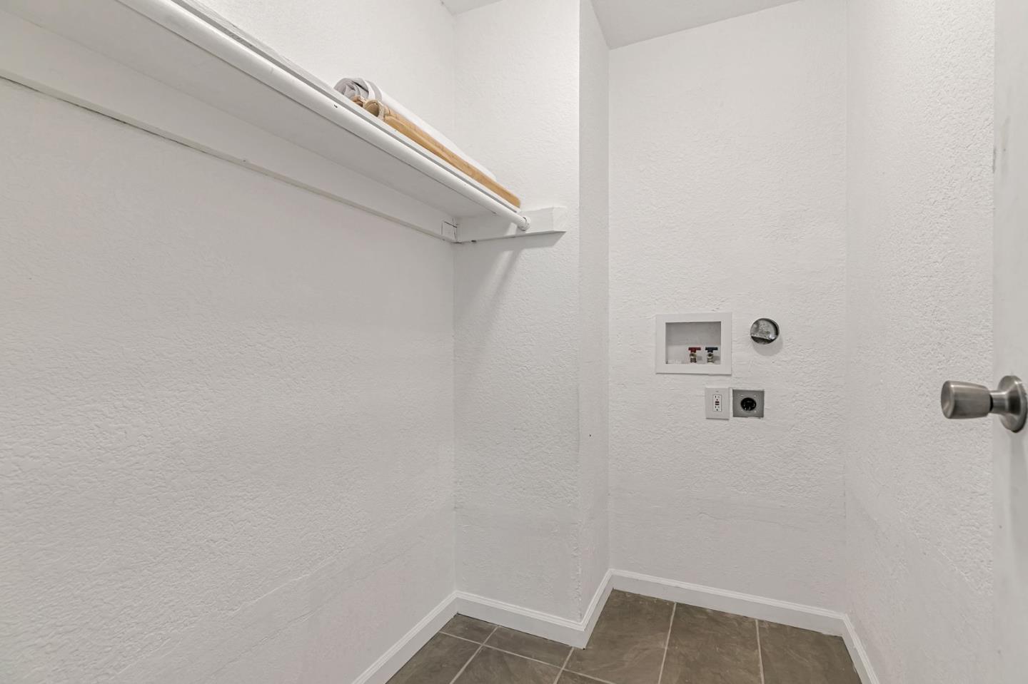 Detail Gallery Image 13 of 26 For 334 N 15th St, San Jose,  CA 95112 - 4 Beds | 2/1 Baths