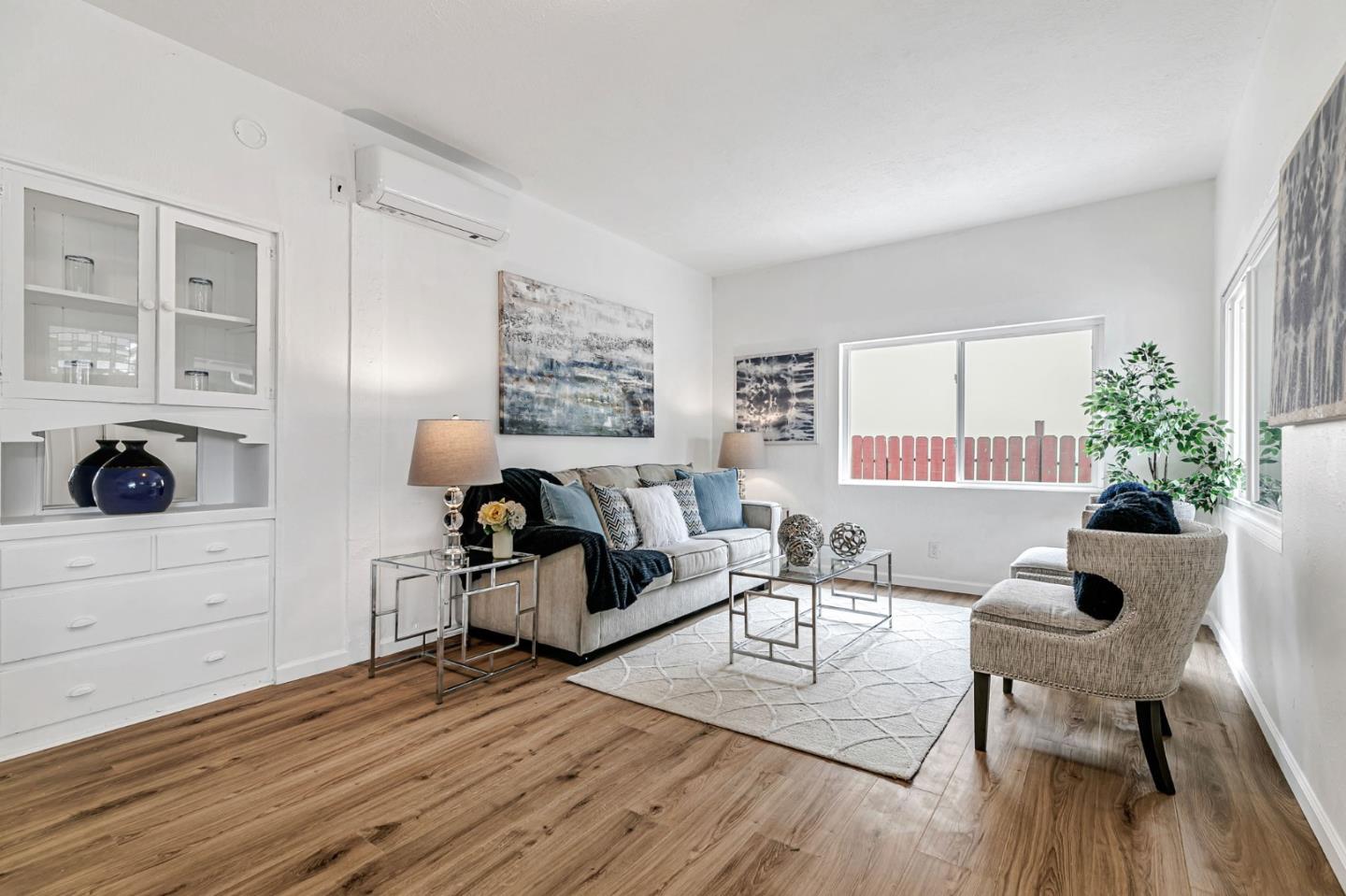 Detail Gallery Image 4 of 26 For 334 N 15th St, San Jose,  CA 95112 - 4 Beds | 2/1 Baths