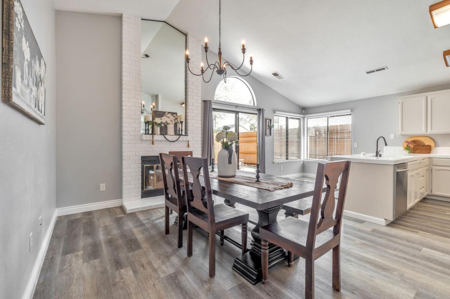 Detail Gallery Image 16 of 33 For 5101 Danforth Cir, Salida,  CA 95368 - 4 Beds | 2 Baths