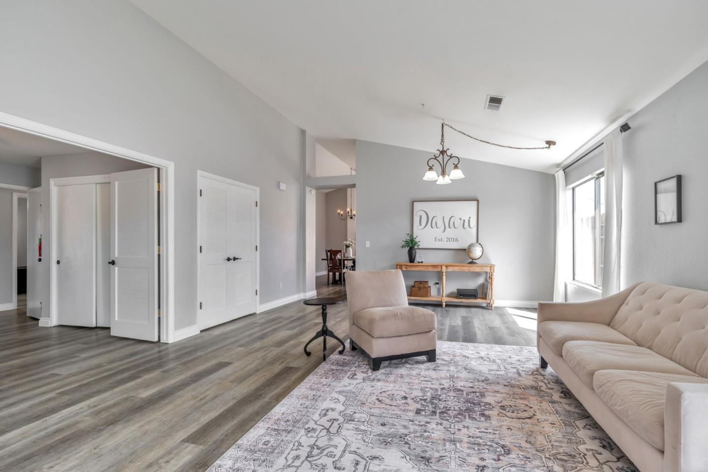 Detail Gallery Image 9 of 33 For 5101 Danforth Cir, Salida,  CA 95368 - 4 Beds | 2 Baths