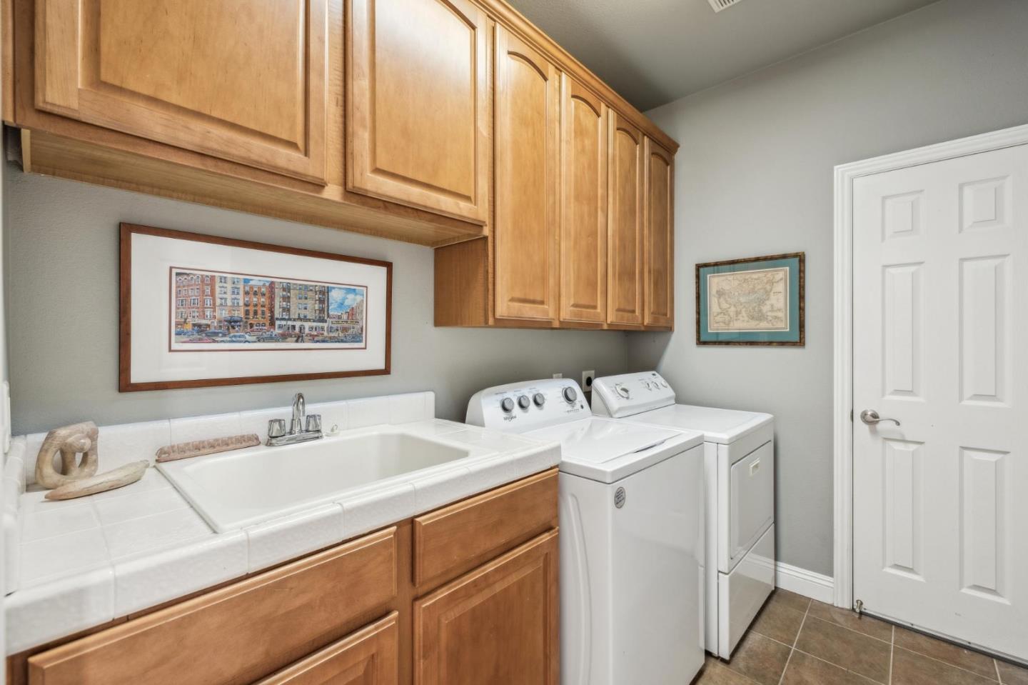 Detail Gallery Image 32 of 48 For 2031 Farndon Ave, Los Altos,  CA 94024 - 4 Beds | 2/1 Baths