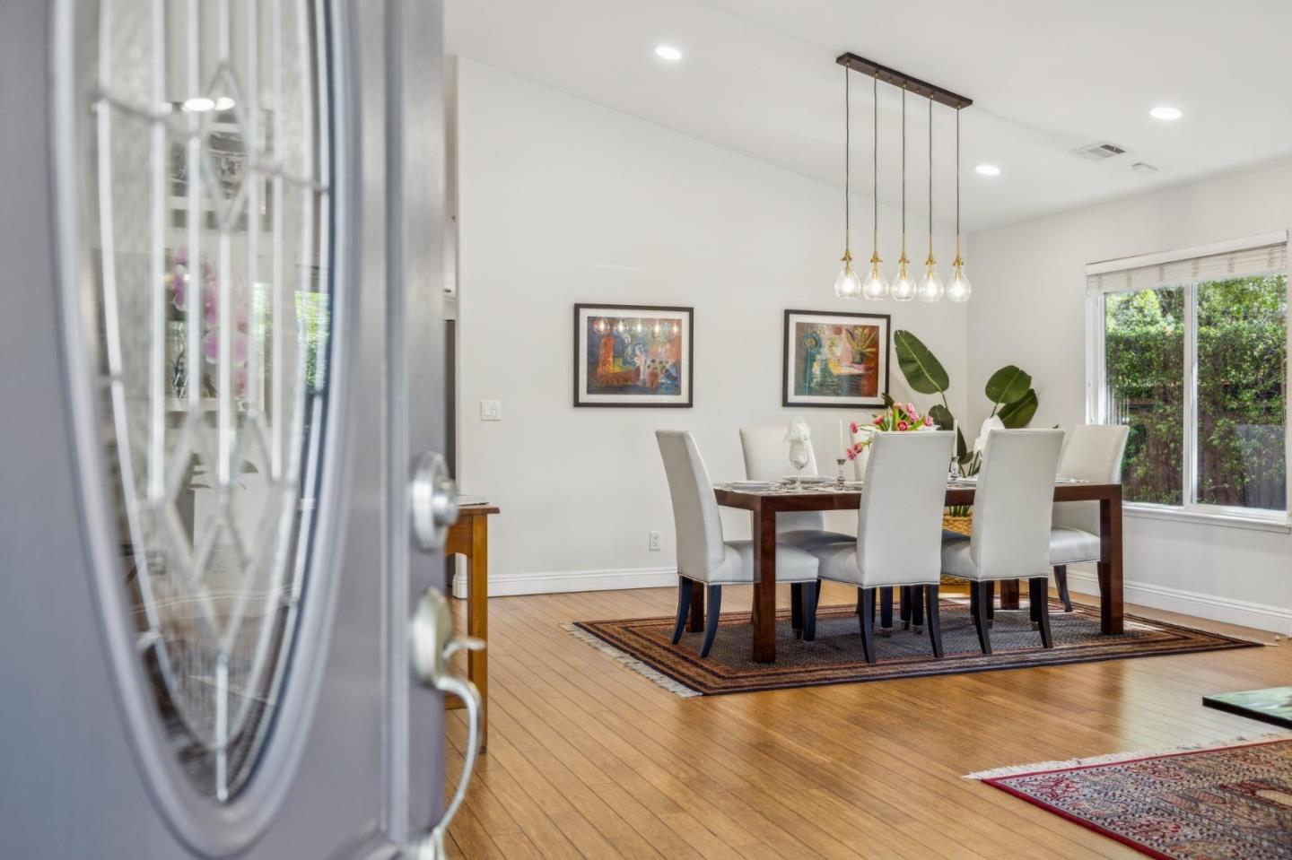 Detail Gallery Image 4 of 48 For 2031 Farndon Ave, Los Altos,  CA 94024 - 4 Beds | 2/1 Baths