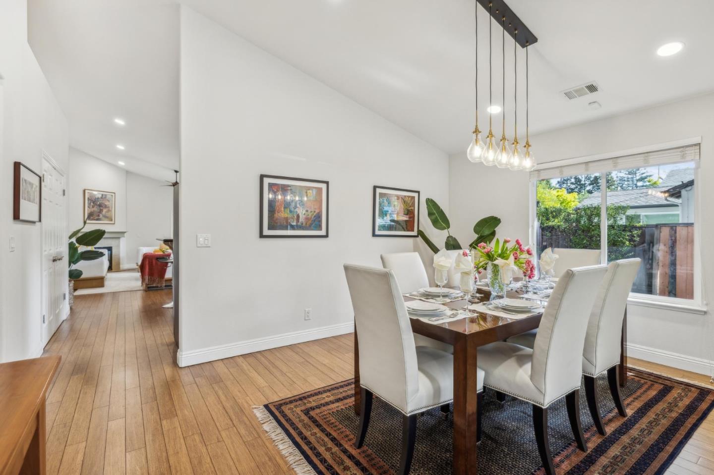 Detail Gallery Image 8 of 48 For 2031 Farndon Ave, Los Altos,  CA 94024 - 4 Beds | 2/1 Baths