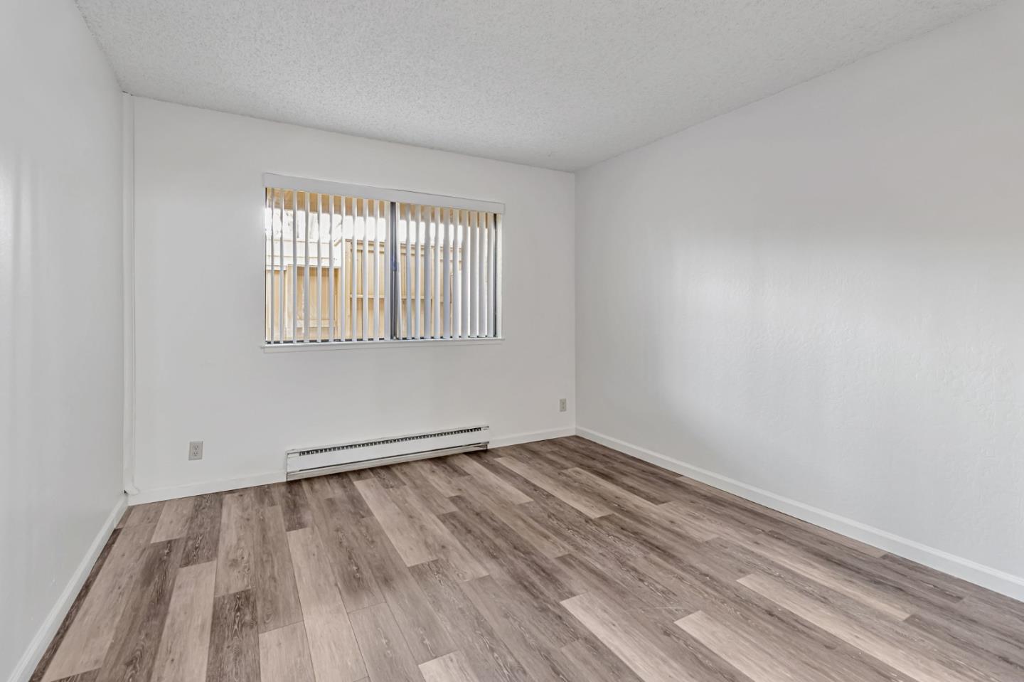 Detail Gallery Image 12 of 25 For 980 Kiely Blvd #116,  Santa Clara,  CA 95051 - 1 Beds | 1 Baths
