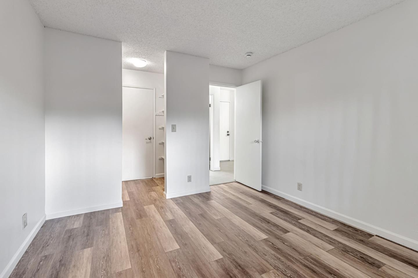 Detail Gallery Image 13 of 25 For 980 Kiely Blvd #116,  Santa Clara,  CA 95051 - 1 Beds | 1 Baths