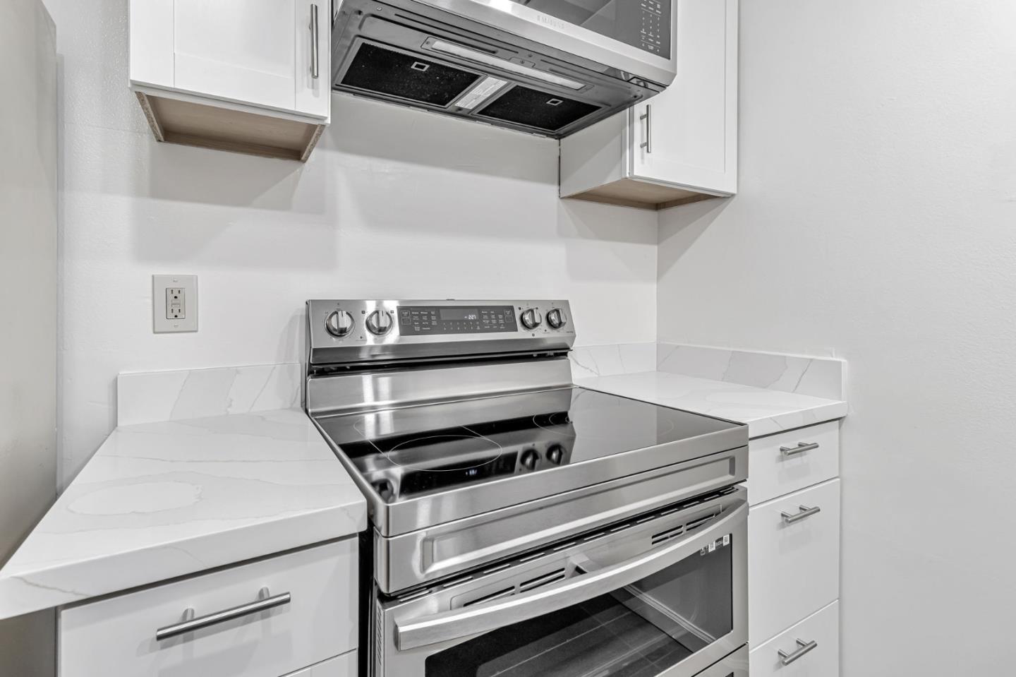 Detail Gallery Image 8 of 25 For 980 Kiely Blvd #116,  Santa Clara,  CA 95051 - 1 Beds | 1 Baths
