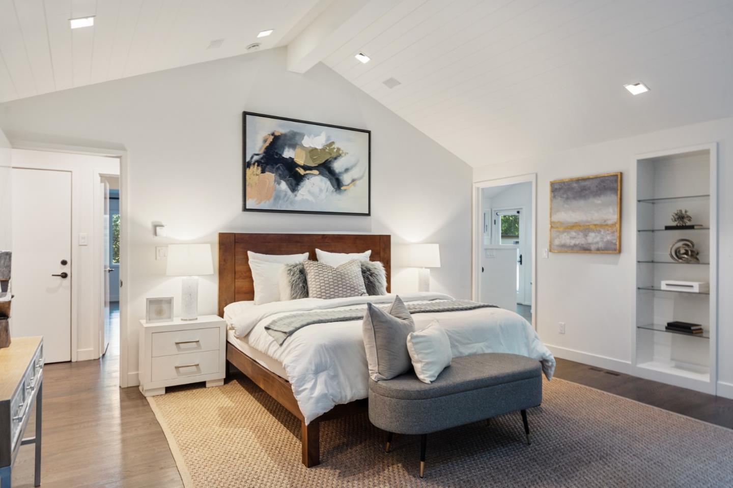 Detail Gallery Image 13 of 36 For 176 Los Trancos Cir, Portola Valley,  CA 94028 - 4 Beds | 4 Baths