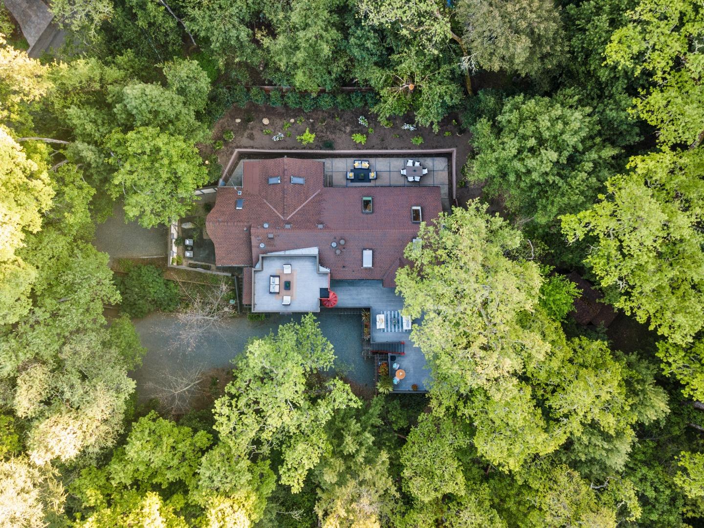 Detail Gallery Image 36 of 36 For 176 Los Trancos Cir, Portola Valley,  CA 94028 - 4 Beds | 4 Baths