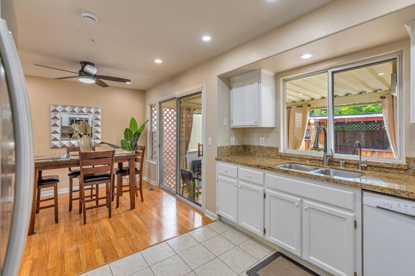 Detail Gallery Image 15 of 74 For 225 Berkshire Dr, Morgan Hill,  CA 95037 - 3 Beds | 1/1 Baths