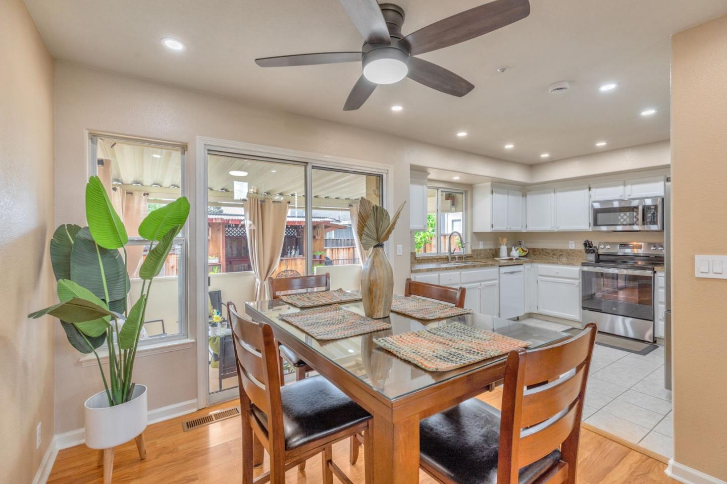 Detail Gallery Image 3 of 74 For 225 Berkshire Dr, Morgan Hill,  CA 95037 - 3 Beds | 1/1 Baths