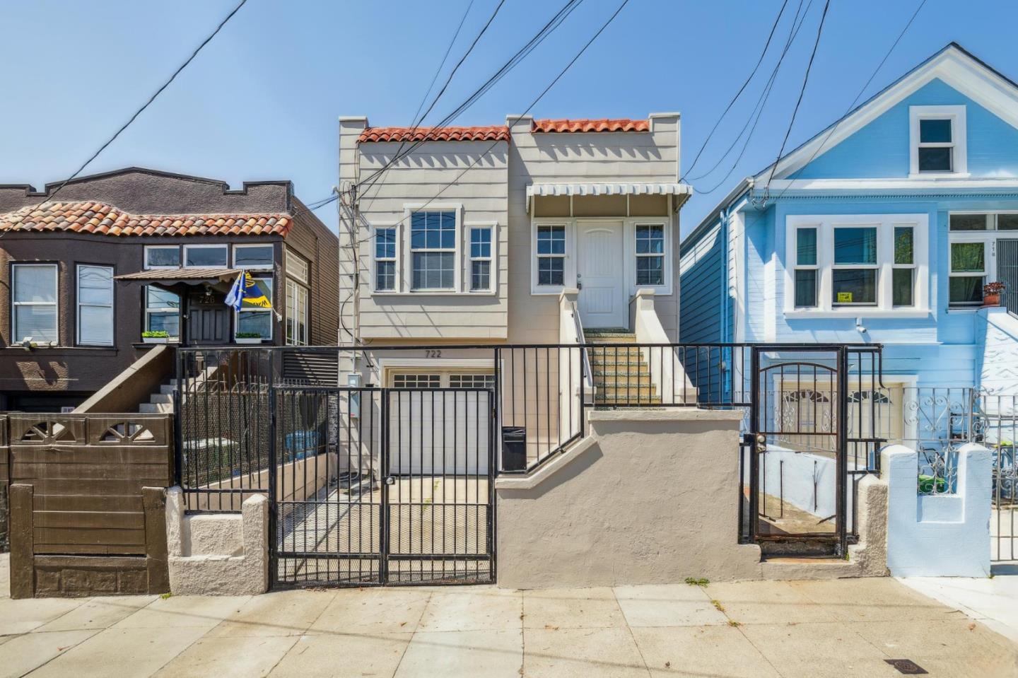 Detail Gallery Image 2 of 34 For 722 Naples St, San Francisco,  CA 94112 - 3 Beds | 2 Baths