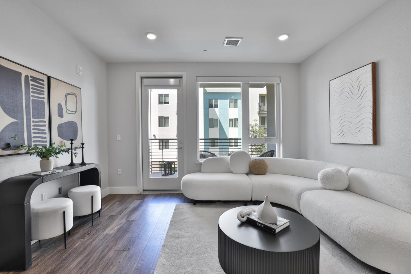 Detail Gallery Image 2 of 36 For 5925 Charlotte Dr #204,  San Jose,  CA 95123 - 2 Beds | 2 Baths