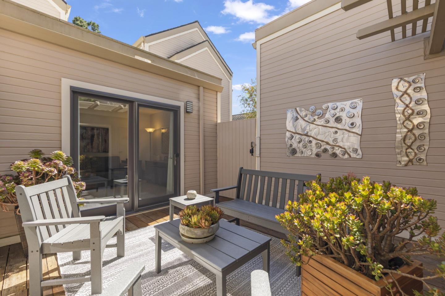 Detail Gallery Image 3 of 37 For 400 Mar Vista Dr #5,  Monterey,  CA 93940 - 2 Beds | 2 Baths