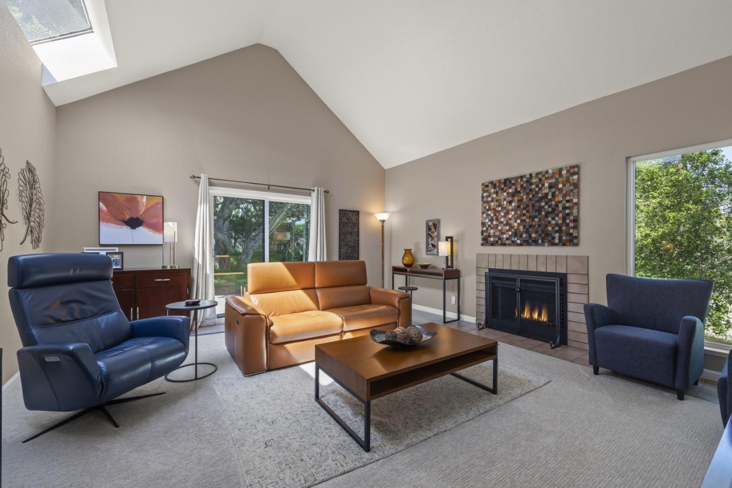 Detail Gallery Image 6 of 37 For 400 Mar Vista Dr #5,  Monterey,  CA 93940 - 2 Beds | 2 Baths