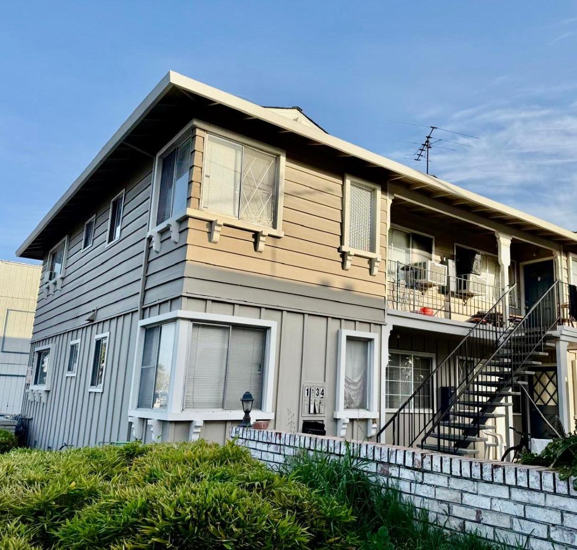 Detail Gallery Image 3 of 5 For 2335 Monroe St, Santa Clara,  CA 95050 - – Beds | – Baths